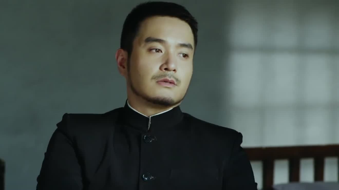 二毛驴传奇二毛驴就是看宋老三不顺眼一直逮住他的腿不放