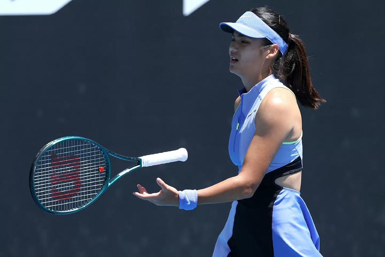 0-2！澳网再爆冷门：又一大满贯单打冠军被淘汰，中国金花也出局|阿丽娜·萨巴伦卡|波塔波娃|白卓璇|拉杜卡努|王欣瑜_手机新浪网