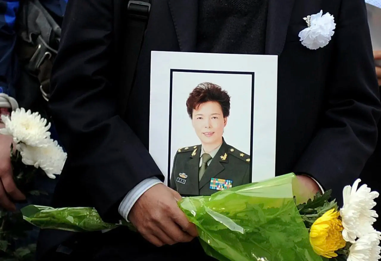 电影《夺冠》中,刘敏涛扮演了一位因癌症去世的老女排队员