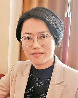 政协委员,北京市石景山区八角社区卫生服务中心全科副主任医师诺敏