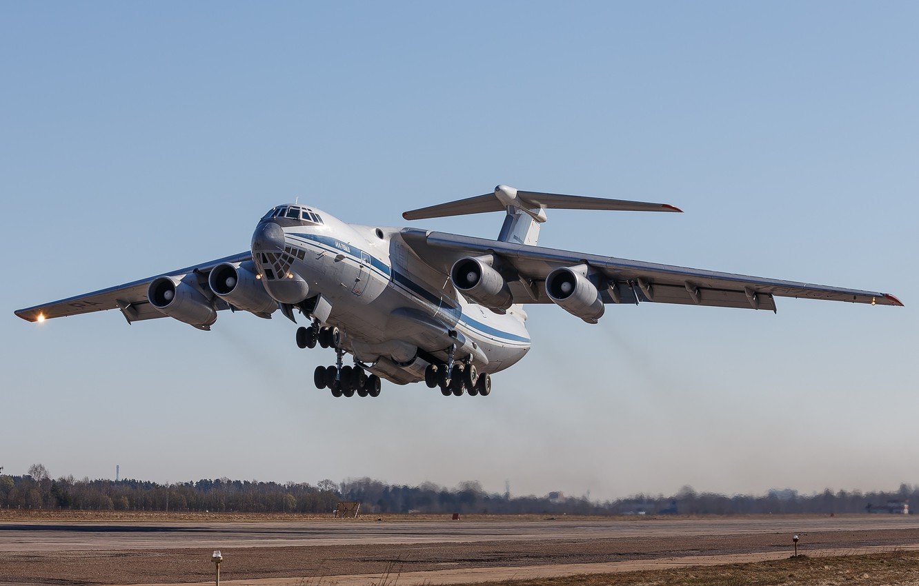 衍生机型众多俄罗斯军备出口明星这款运输机实力非凡