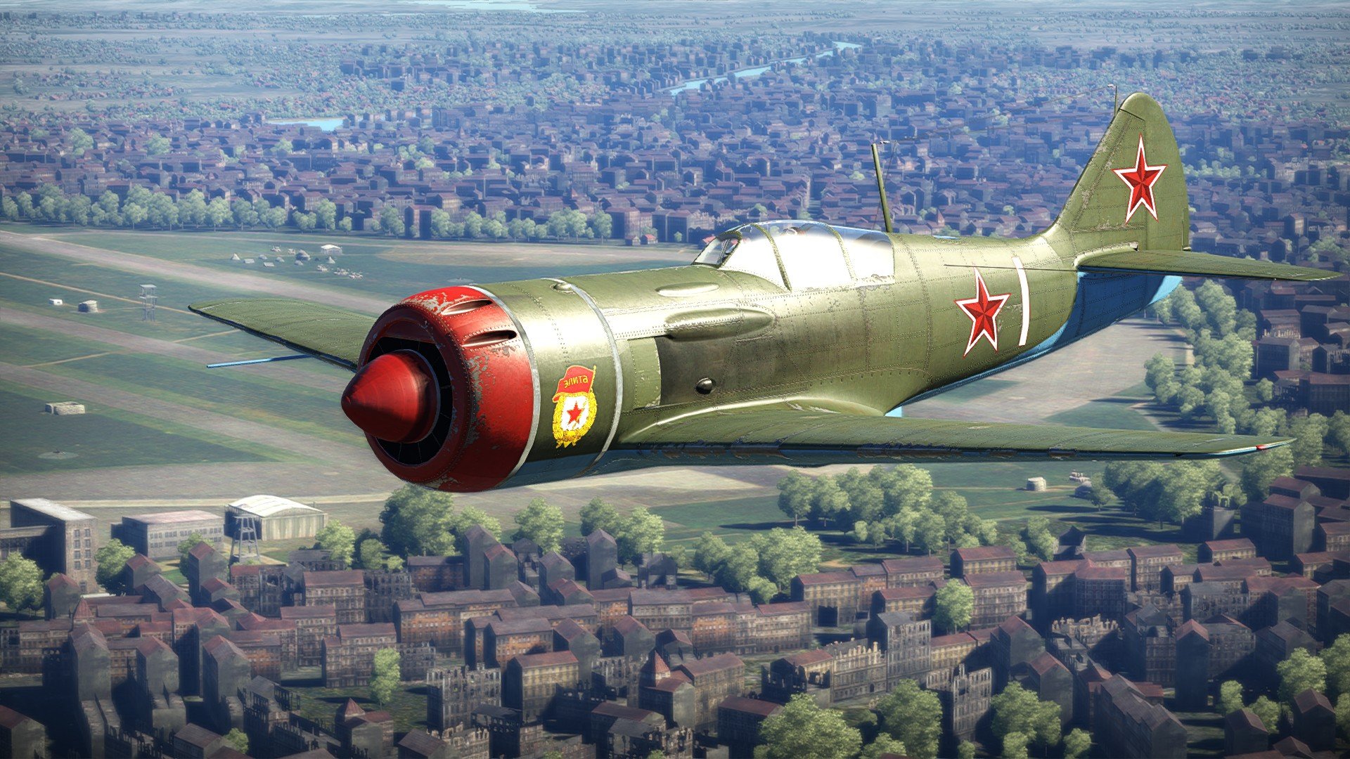 从上述情形来看,如果苏联专家拉沃奇金能早一些推出这款战机的话,那么