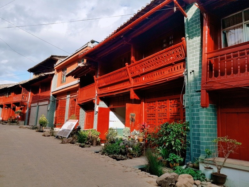 打造红色主题文化产业星星之火点亮磨黑新乡村