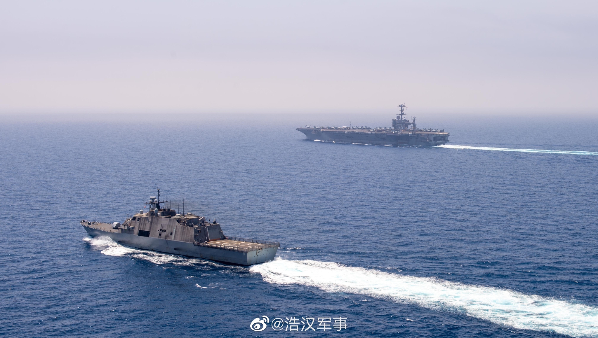 美国海军杜鲁门号核航母与苏城号濒海战斗舰