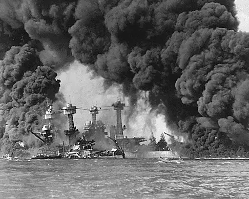 12月7日新闻早餐|34岁研究生凌晨在自习室猝死,曾因冠心病请假被导师拒绝休闲区蓝鸢梦想 - Www.slyday.coM 12月7日新闻早餐|34岁研究生凌晨在自习室猝死,曾因冠心病请假被导师拒绝休闲区蓝鸢梦想 - Www.slyday.coM