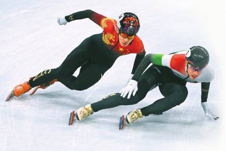 短道速滑 任子威惊险夺冠休闲区蓝鸢梦想 - Www.slyday.coM
