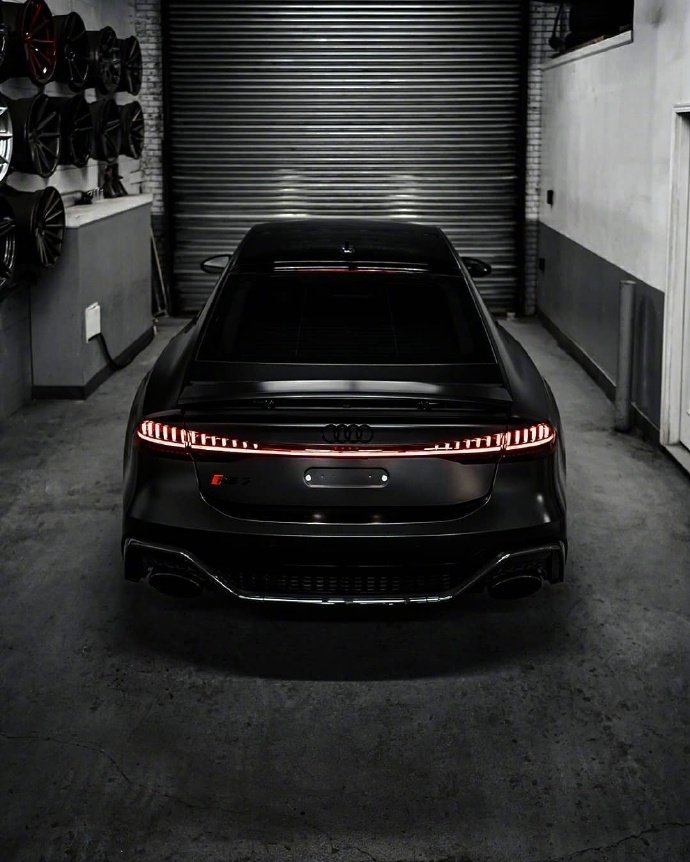 黑酷奥迪audi rs7诱惑力_高清图集_新浪网