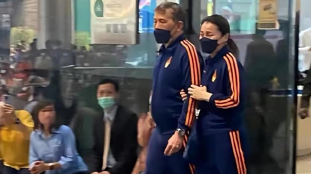 泰国长公主病危后67岁诗琳通公主开始亮相!穿得好朴素,太憔悴了|长公主|造型|泰国|苏提达|夫妇_新浪新闻