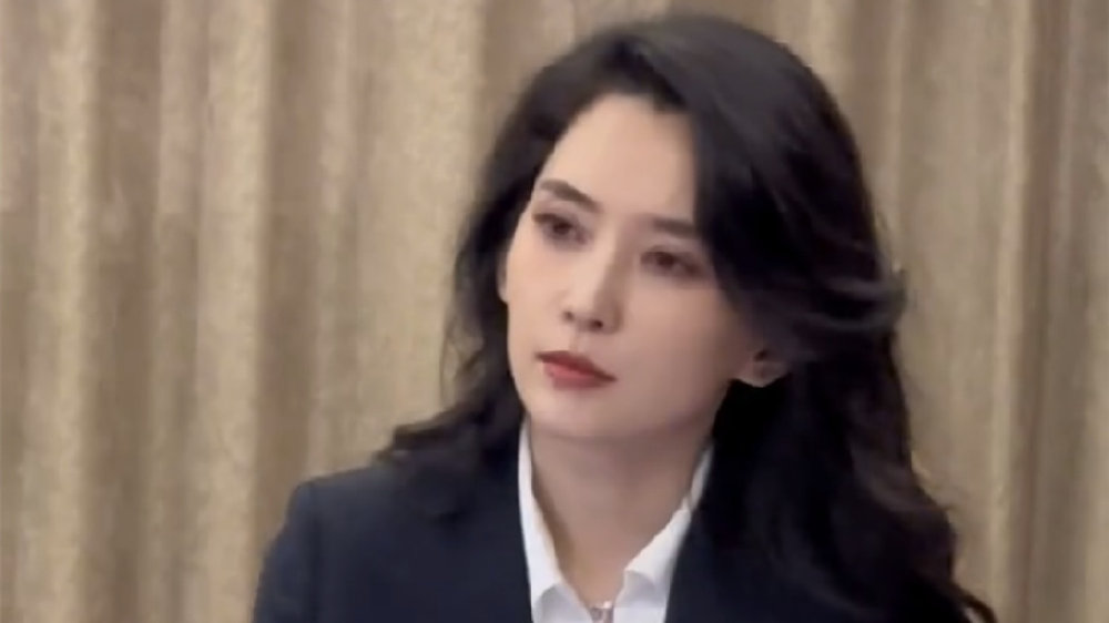 网红李巧回应视频走红!身兼多职完美转型,225天完成45部纪录片|民宿|协会|人生|胡慧中|石榴花_新浪新闻