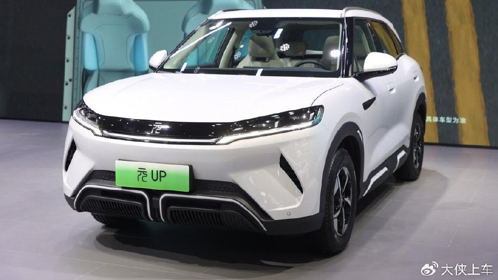 要UP也要靠谱,比亚迪元UP登陆大河车展,3款配置很好选-新浪汽车