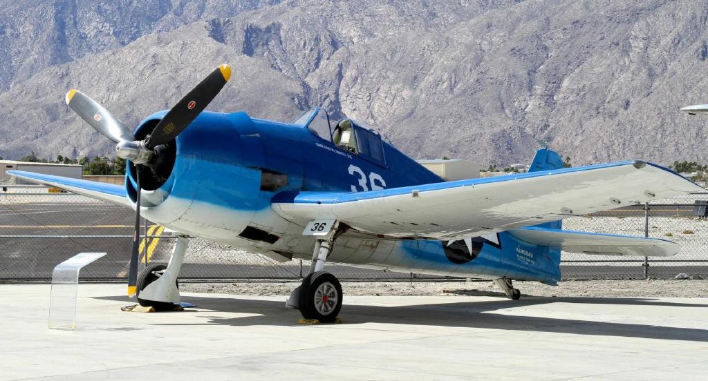 格鲁曼f8f战机因二战而生绰号熊猫