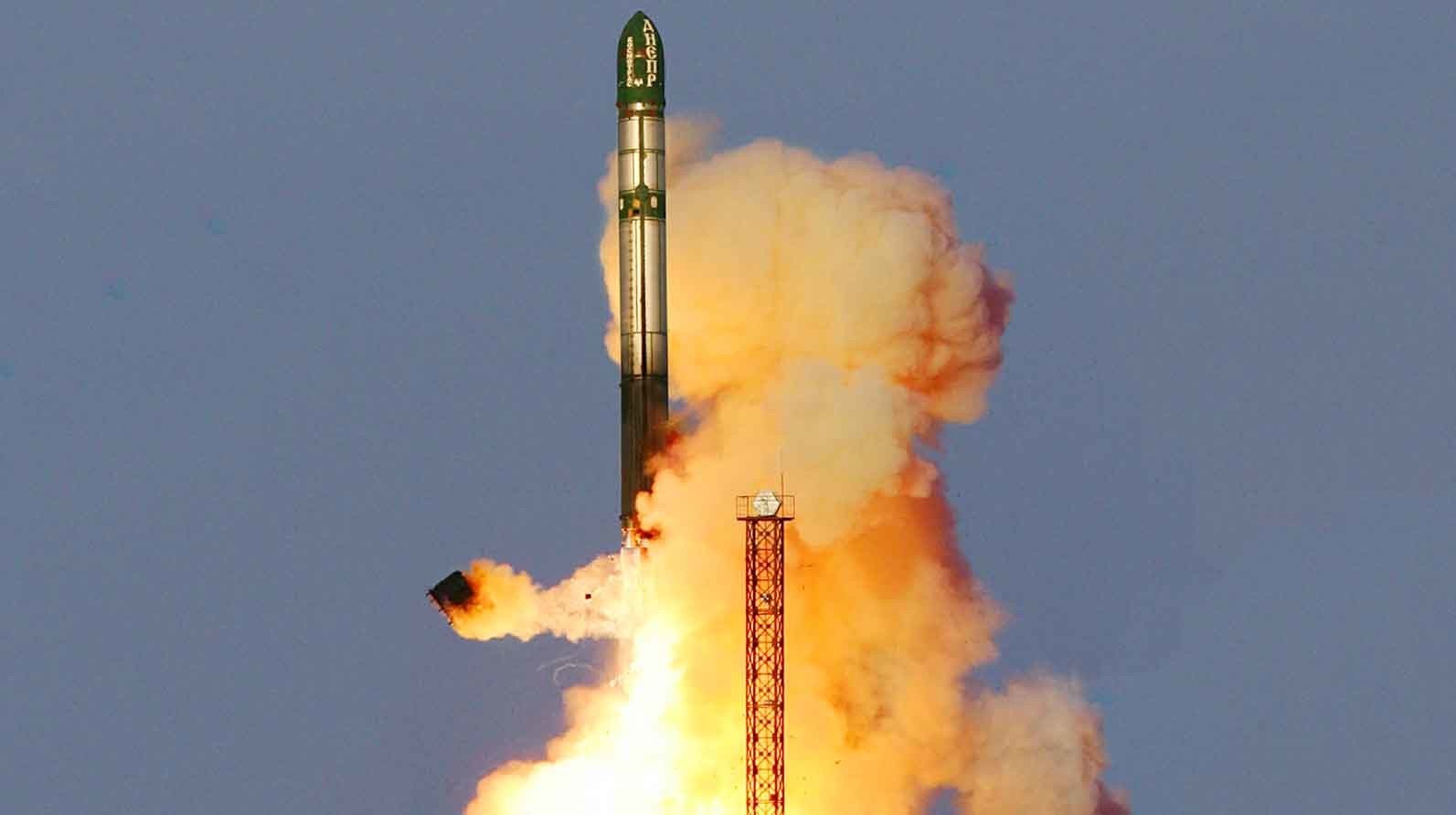 萨尔马特洲际导弹即将服役接替rs20导弹具备强大突防性能
