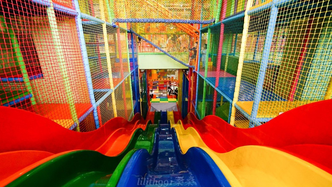 萌宠,垂直滑梯,水乐园~上海宝燕乐园亲子攻略