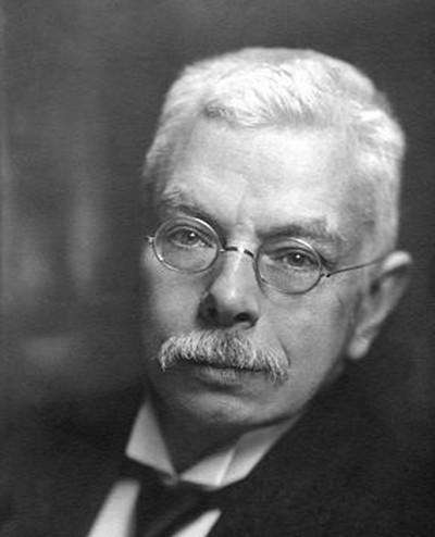 出生于同治九年,娶了4个妻子,122岁开始等死,最后活了146岁!