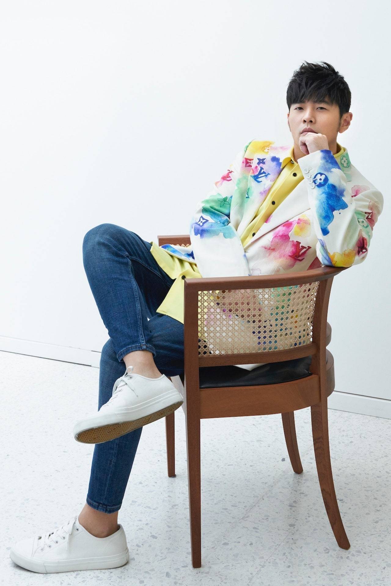 周杰伦帅照!__财经头条