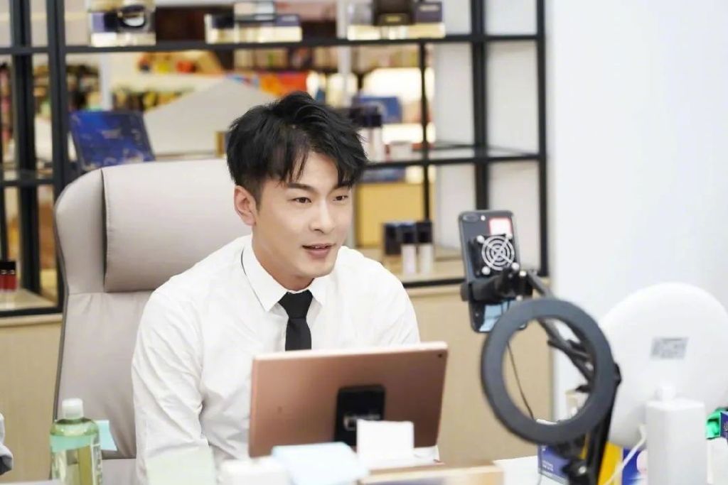 榜一大哥消失后 - 虎牙车老板和大哥 - 实验室设备网