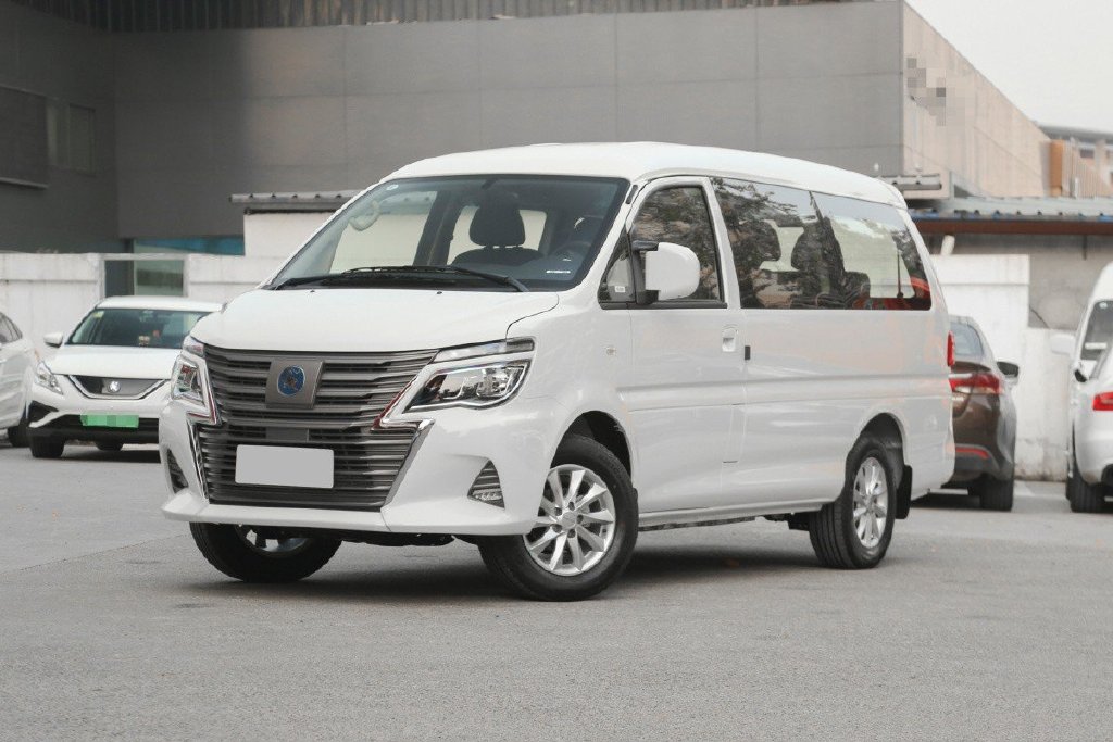 商务+载人出游全搞定 三款纯电动MPV推荐