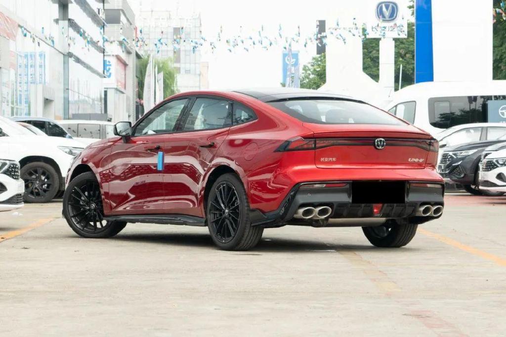 好看、运动、科技，看看这几款10万级自主轿车，确定还要买合资？