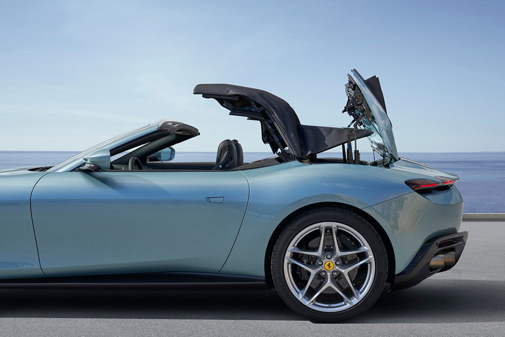 最便宜的法拉利敞篷跑车romaspider售2762万元