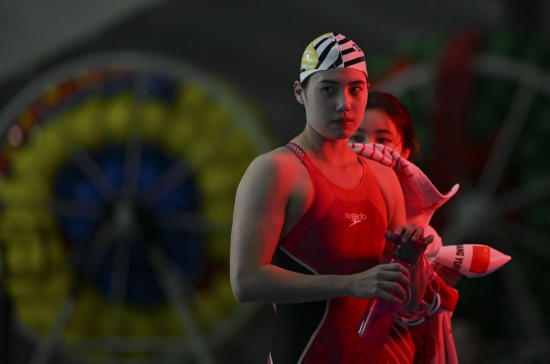 希望自己成为一棵大树,让更多人在树下乘凉;羽毛球奥运冠军陈雨菲表示