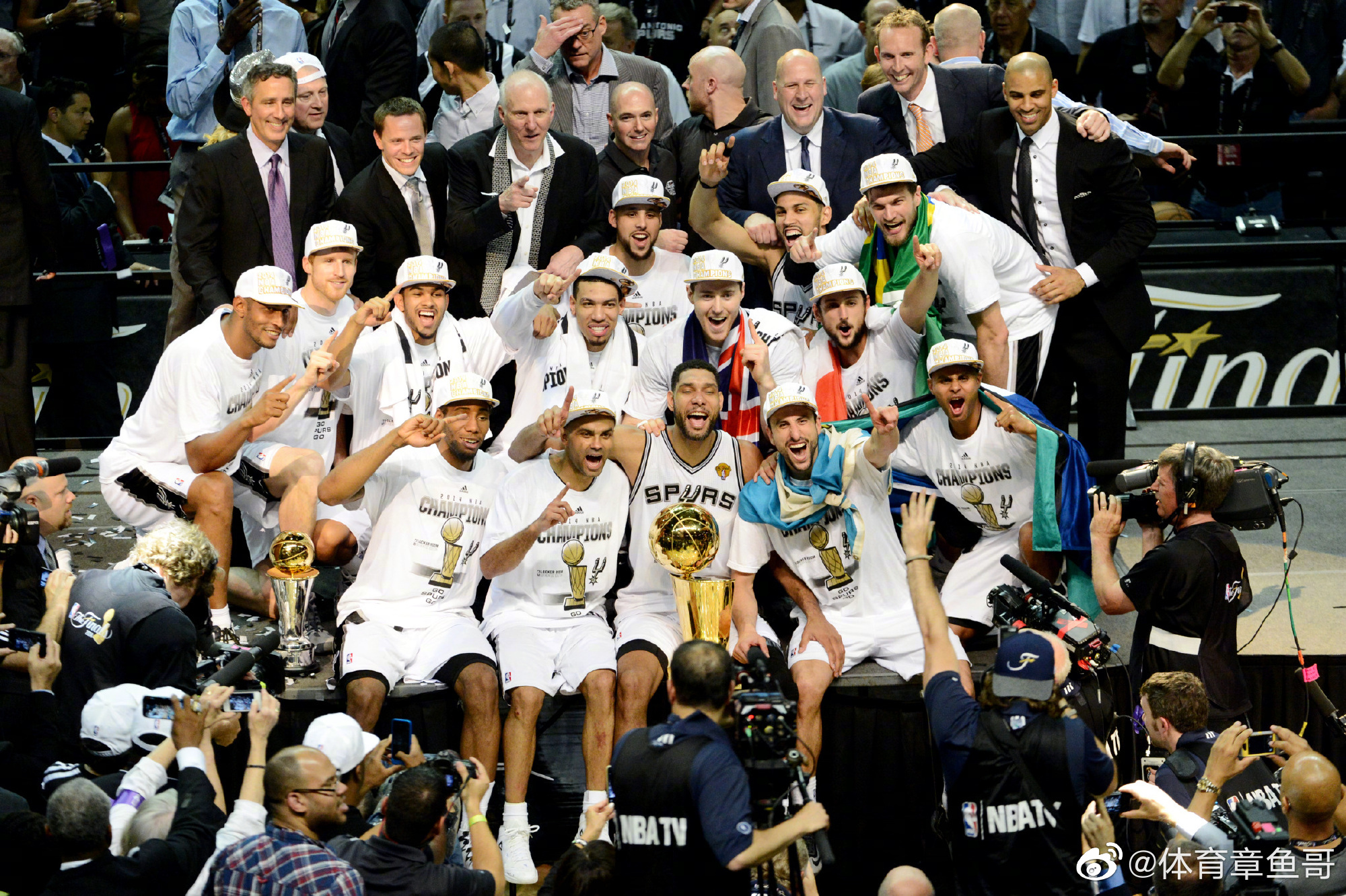 伴随着米尔斯的离开,马刺14年冠军阵容已全部离队!_高清图集_新浪网