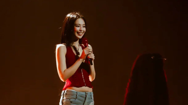 Jennie演唱会被批评,门票22万韩元舞台无特效,演出仅70分钟|JENNIE|jennie|粉丝|态度|惠利_新浪新闻