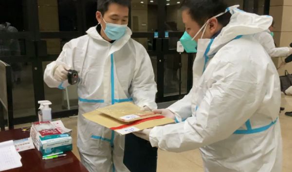 西安一确诊病例考生隔离治疗中 考点送考上门“两对一”监考休闲区蓝鸢梦想 - Www.slyday.coM