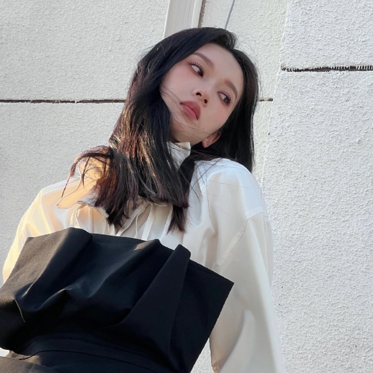 刘令姿|头像__财经头条