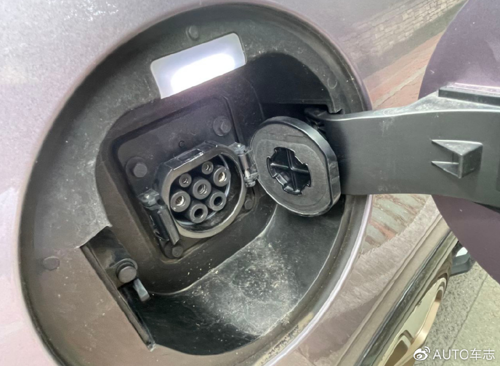 车主说车不挂奔驰车标的比亚迪腾势x两年用车体验