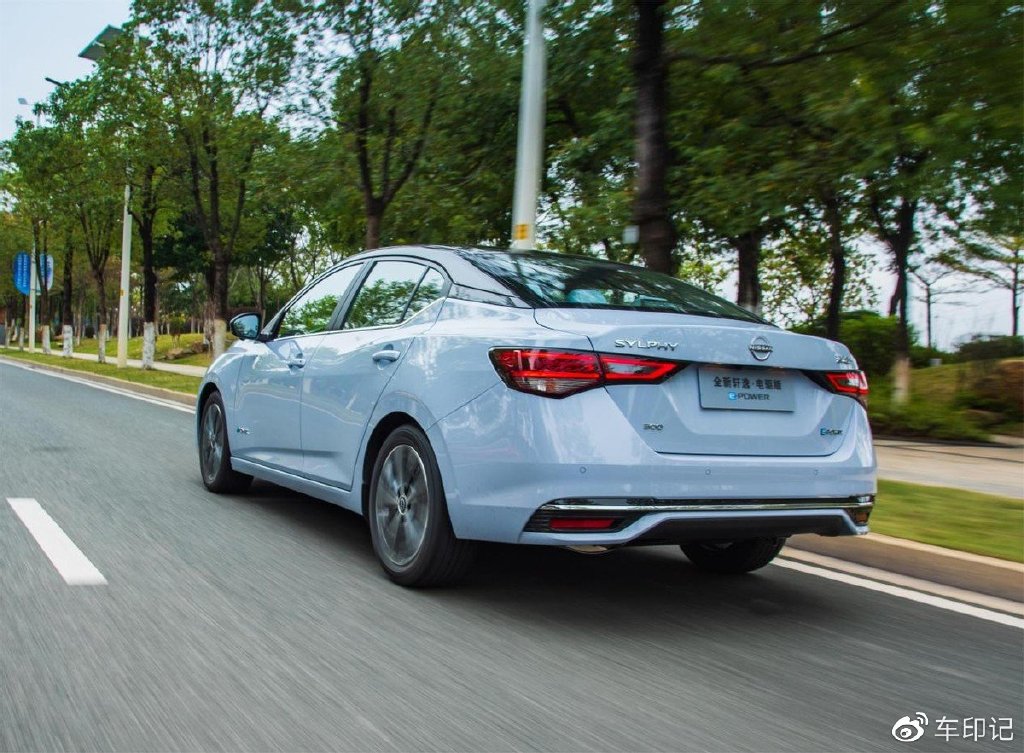 幸福家轿东风日产全新轩逸家族焕新上市1190万元起