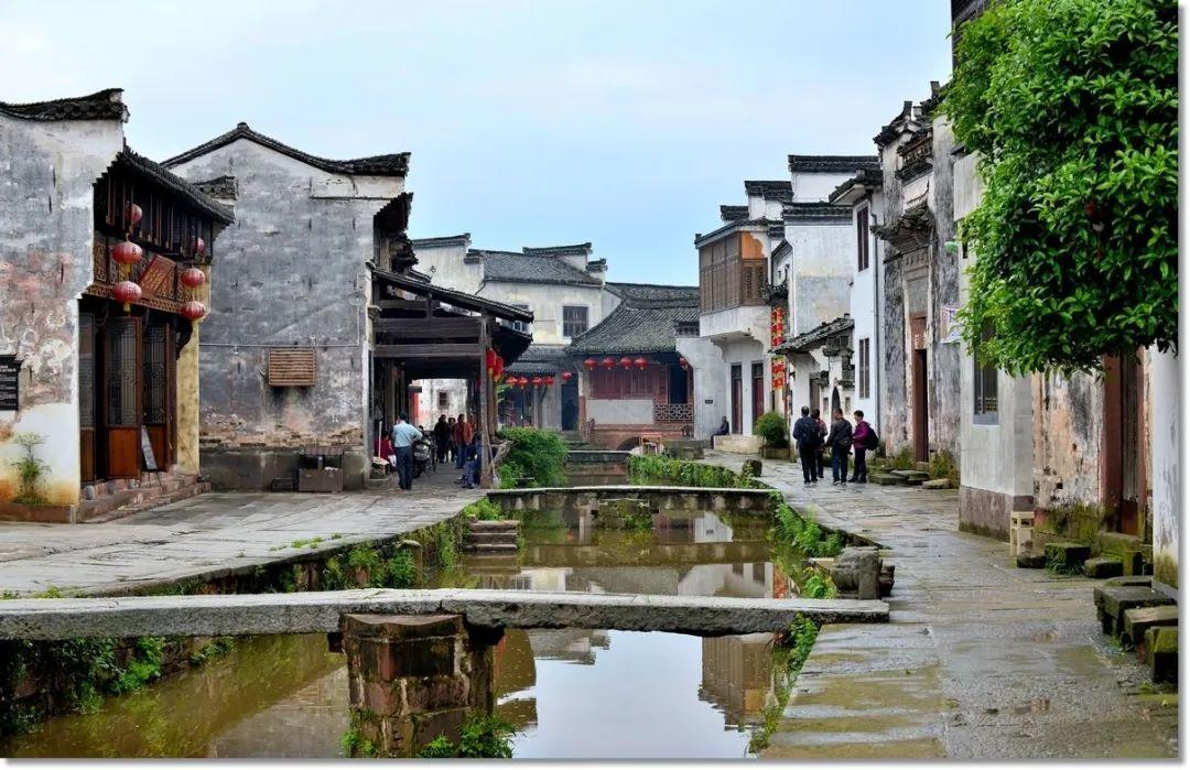 历史悠久的安徽古村依山而建宛若童话世界若去游玩要小心迷路