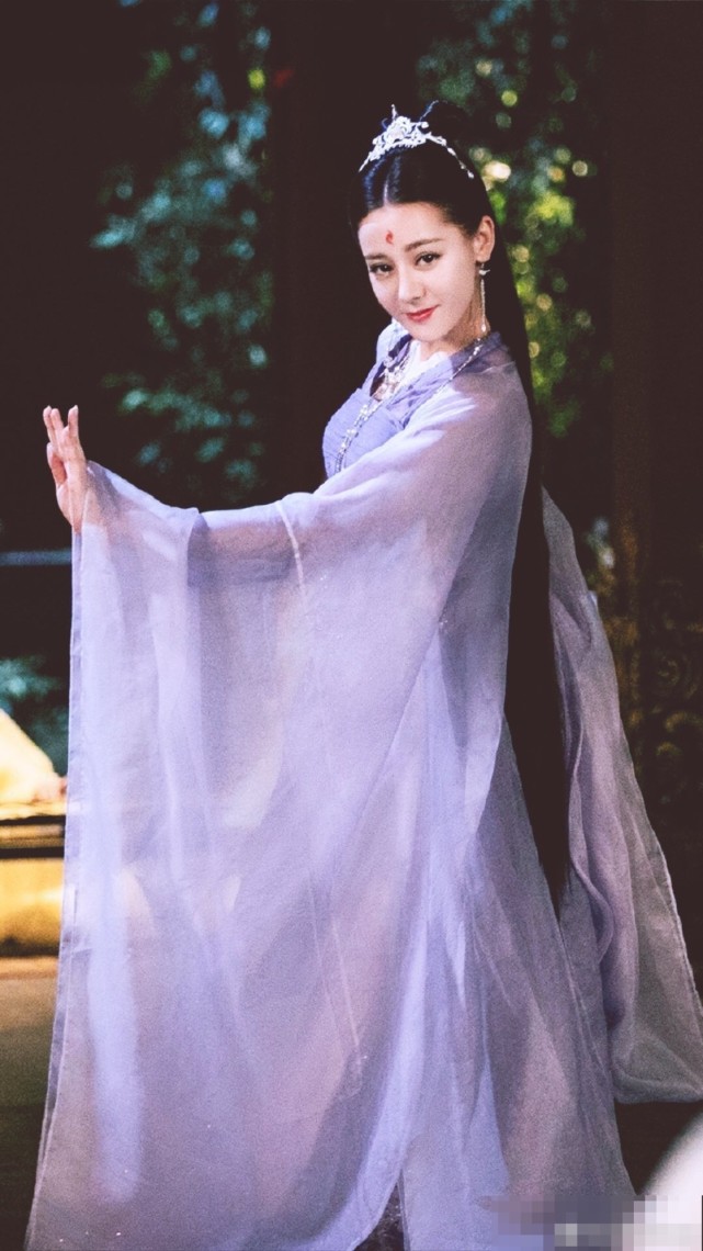 《枕上书》中热巴被删掉的造型,紫衣的她太美,可以去出演七仙女