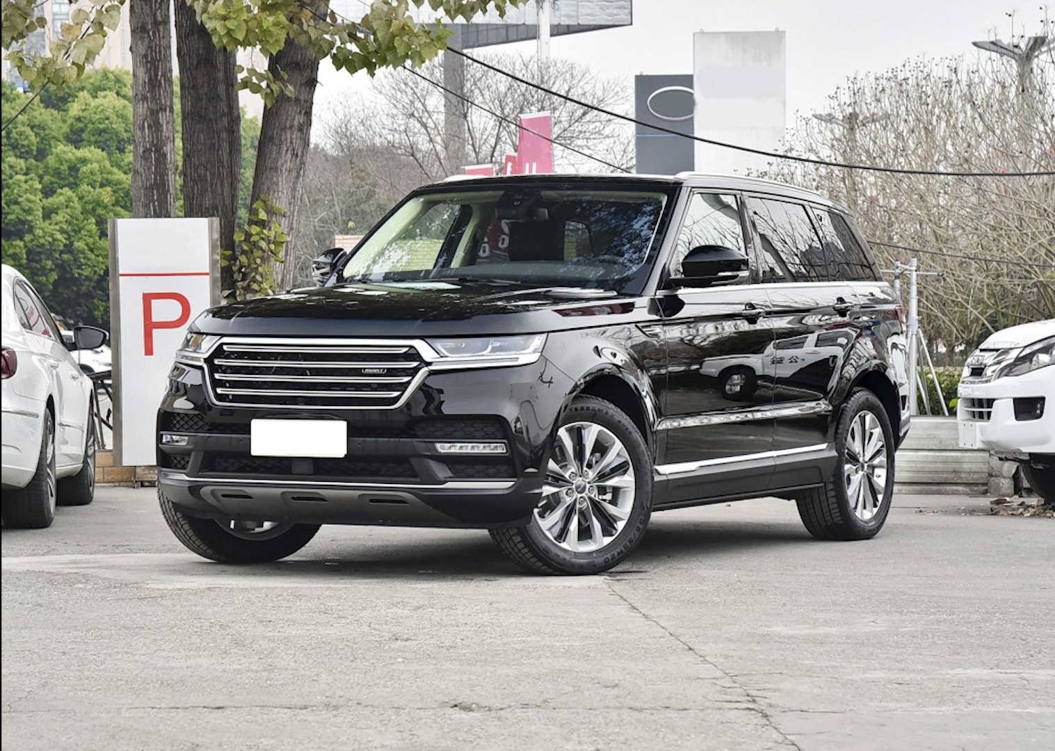 汉龙旷世还有人记得吗 2.0t涡轮增压发动机 8速手自一体变速箱