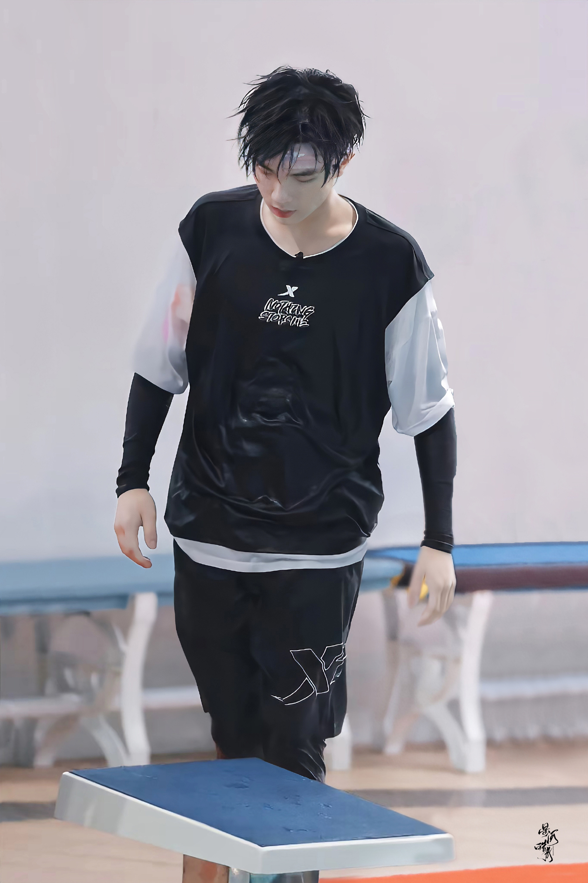 苏新皓夏日运动会饭拍笑起来好甜啊让我看看谁还没被帅到