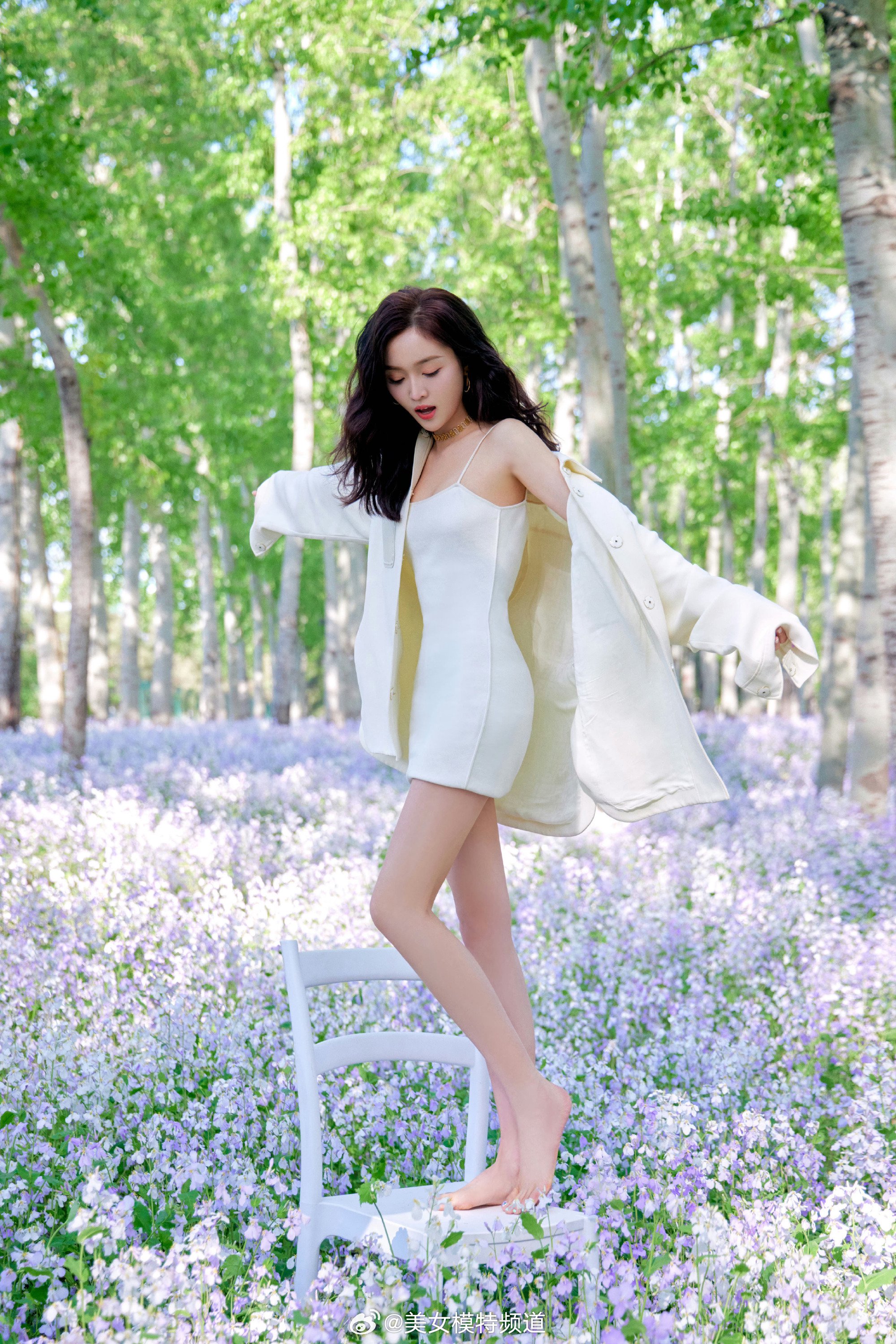 吴宣仪花海写真
