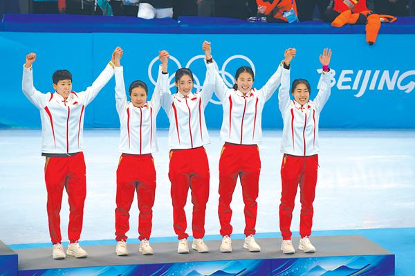 时隔12年中国重回短道速滑女子3000米接力奥运领奖台在任何一个位置上都全力去拼休闲区蓝鸢梦想 - Www.slyday.coM 时隔12年中国重回短道速滑女子3000米接力奥运领奖台在任何一个位置上都全力去拼休闲区蓝鸢梦想 - Www.slyday.coM