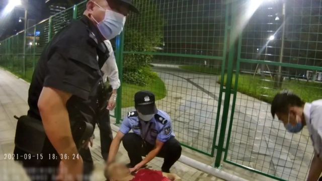 【善城·杭州志】杭州一男子夜跑时突发心梗，倒地不起！危急关头，一群人冲上街头找到他…休闲区蓝鸢梦想 - Www.slyday.coM