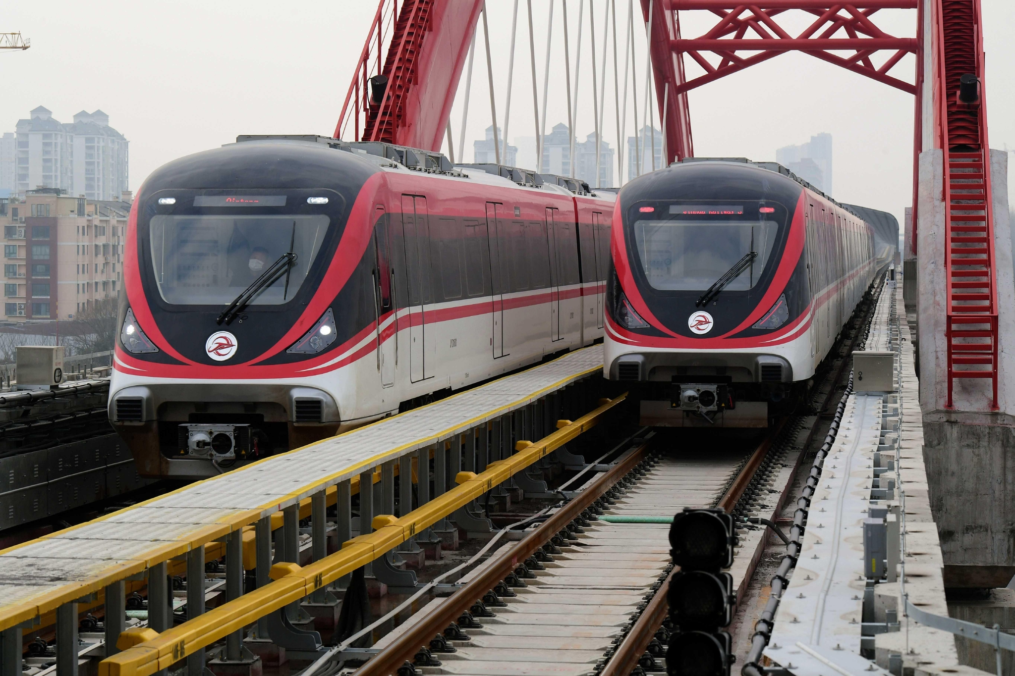 浙江金华迎来轨道交通时代市民免费试乘体验