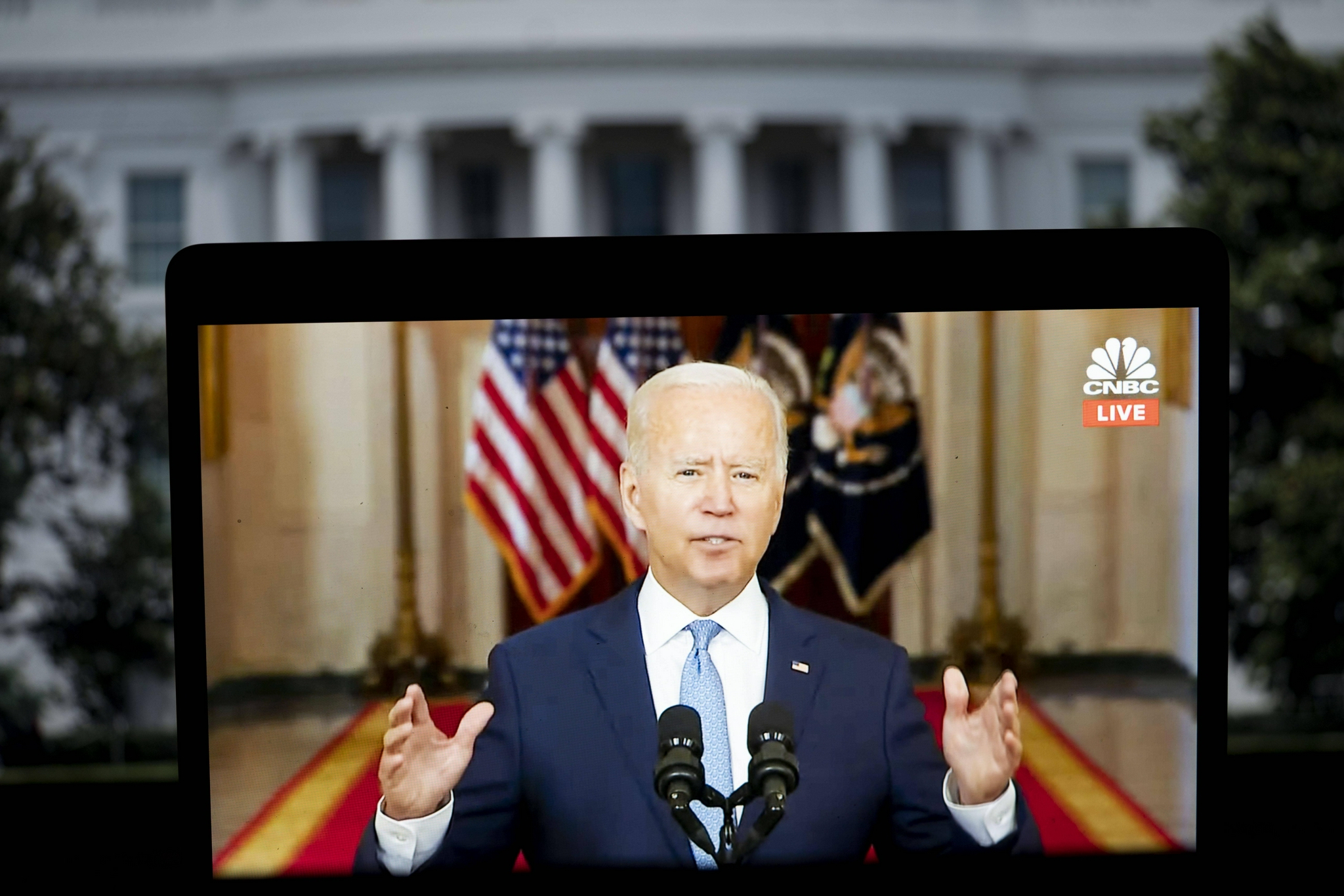 避免近4000名雇员被解雇！拜登签署这项拨款协议休闲区蓝鸢梦想 - Www.slyday.coM