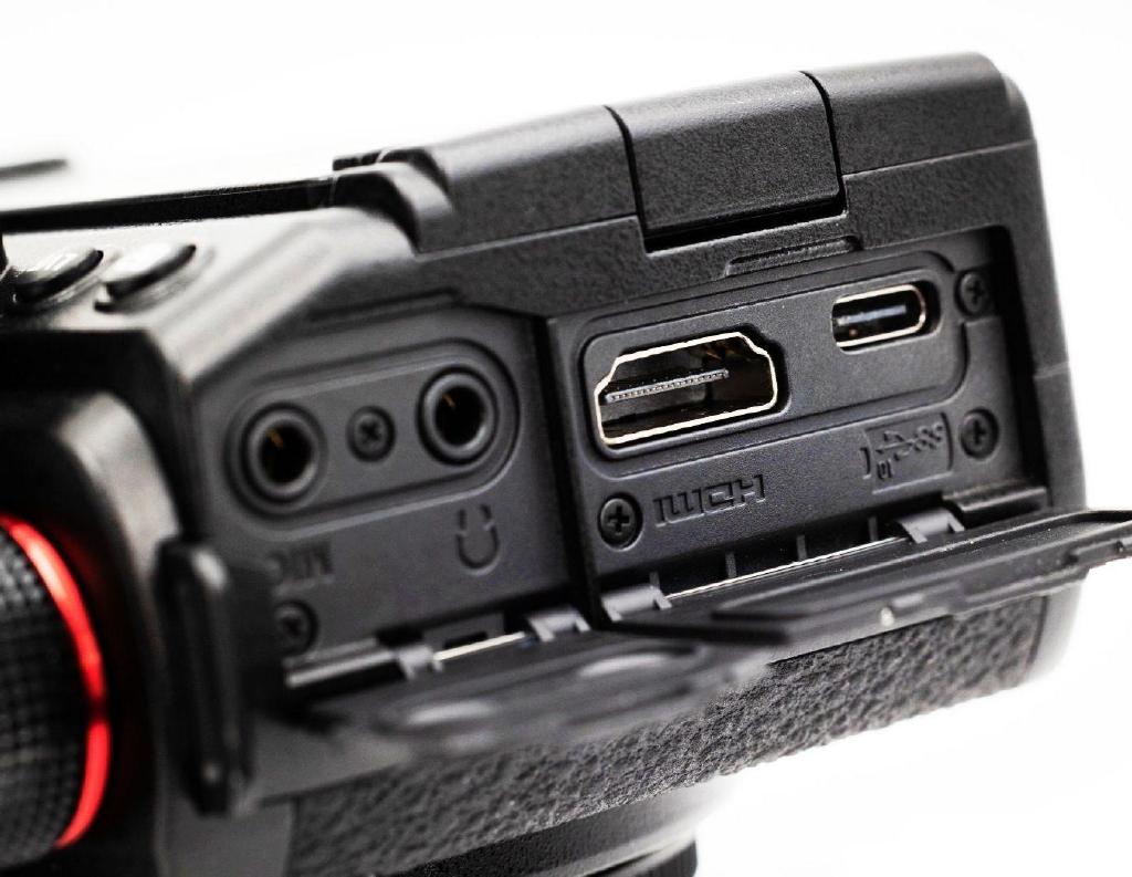 松下lumixs5iis5iix全画幅相机骁龙rideflex系统级芯片发布