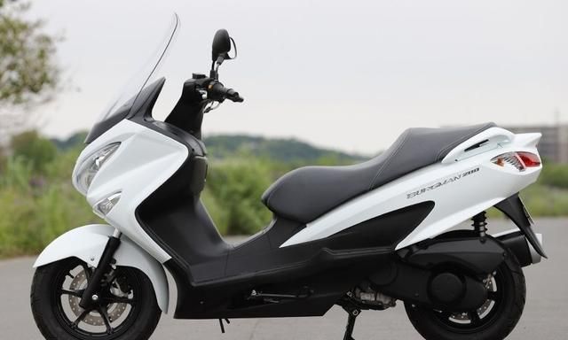 在日本玩辆摩托车,一年要花多少钱?