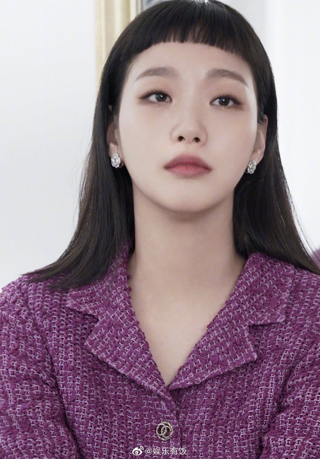 金高银最新大片曝光,眉上齐刘海俏皮特别,你们觉得如何?