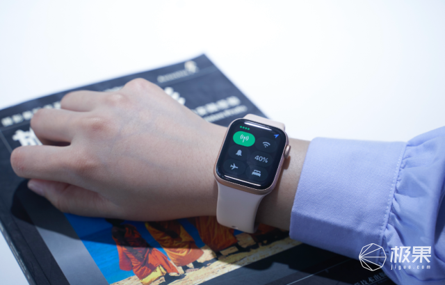 终于轮到「北京」了！苹果手表不用手机也能打电话，赶快开通休闲区蓝鸢梦想 - Www.slyday.coM