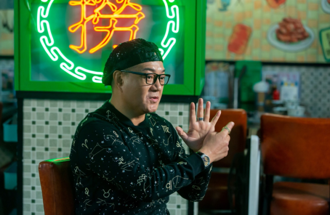 赵美宝本人也出演过很多电影,其中有《雌雄错》