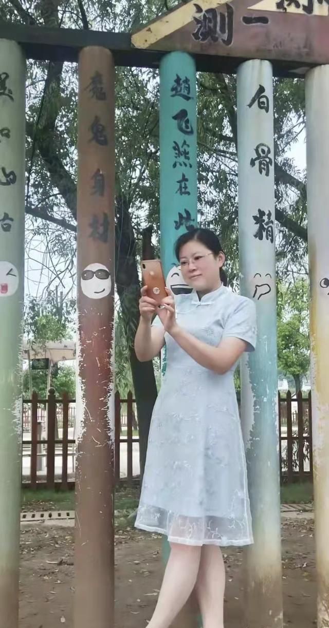 36岁女白领嫁给42岁农民工过上田园生活5年后发现妻子的秘密