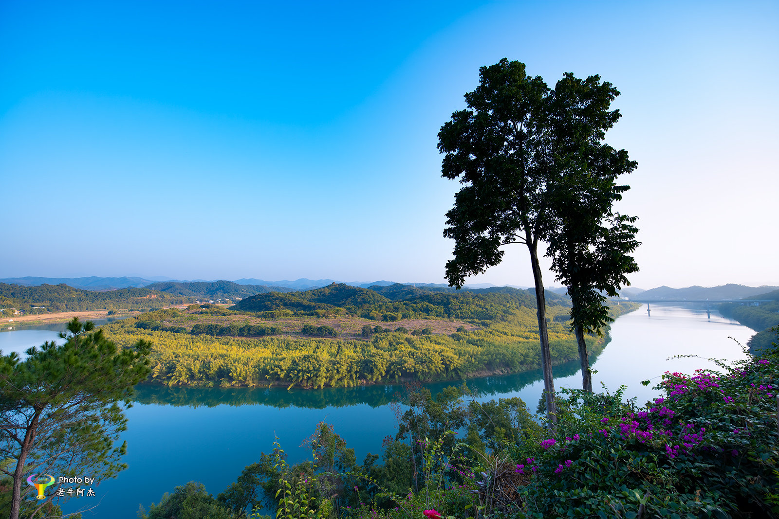 肇庆封开贺江碧道画廊景色