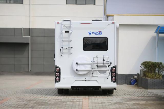 这样的电路系统你见过吗行车充电速度拉满银燕y08