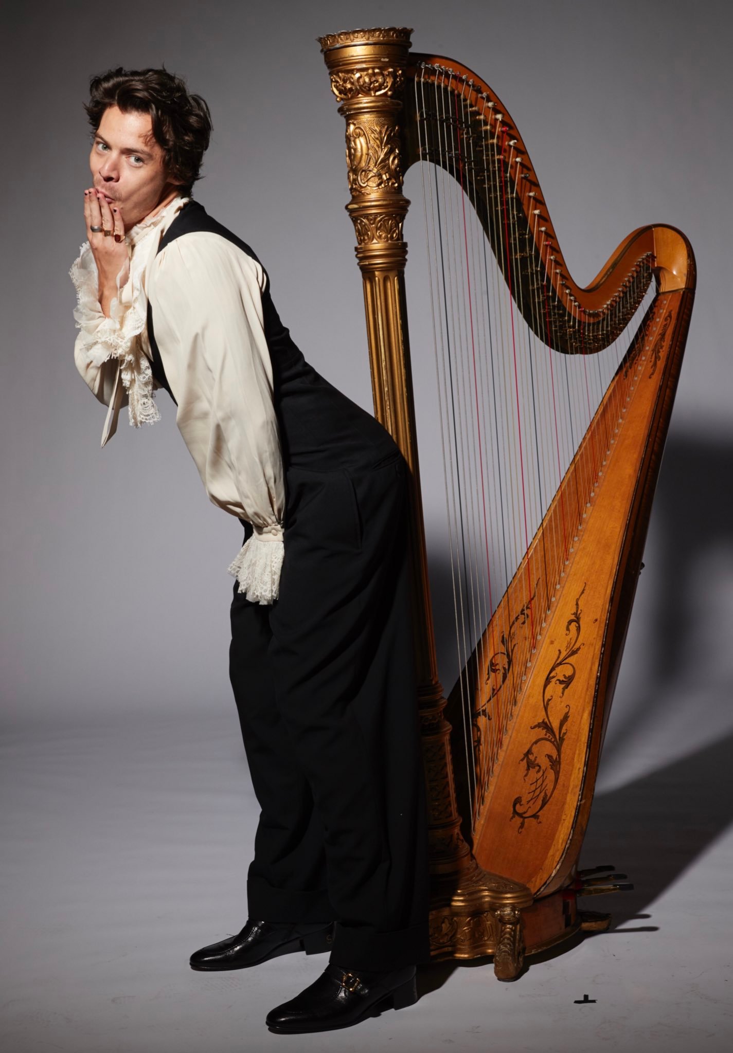 写真!harry styles for snl 2019_高清图集_新浪网