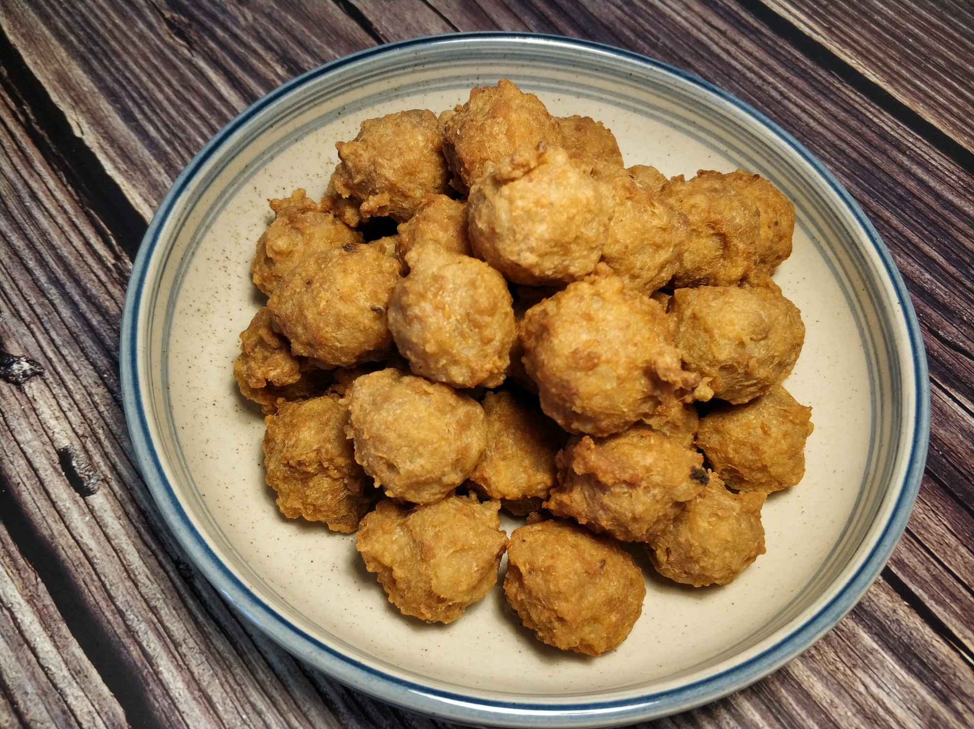 炸肉丸,爷爷教给我几个小诀窍,最忌放这两味调料