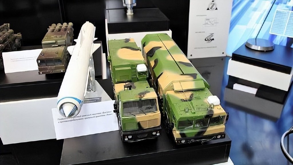 世界王牌反舰导弹之一,俄一流反舰导弹,p800红宝石实力超群!